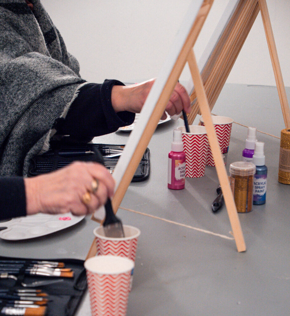 Atelier de peinture créative ouvert à tous - moment de partage et d’expression artistique avec BKenzArt